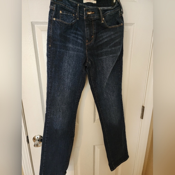 Levi's Denim - Levi 505 Women’s Straight Dark Wash Size 4